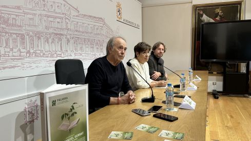Recepción a Joan Manuel Serrat, premio Leteo 2026, en el Ayuntamiento de León Recepción a Joan Manuel Serrat, premio Leteo 2026, en el Ayuntamiento de León