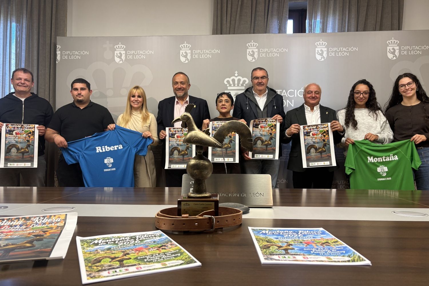 Montaña y Ribera volverán a batirse en lucha leonesa con un "espectáculo único en el mundo"