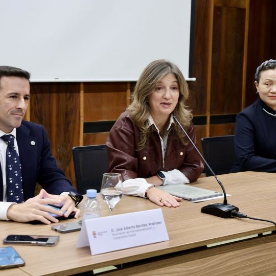 La Universidad de León proyecta abrir un centro universitario en China con cuatro titulaciones La Universidad de León proyecta abrir un centro universitario en China con cuatro titulaciones