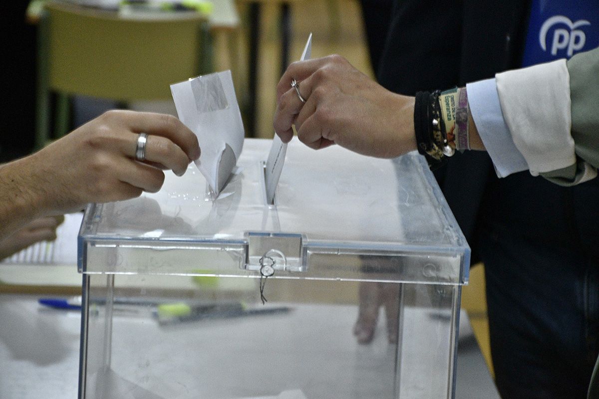 La provincia de León lidera el voto exterior con más de 53.000 electores de cara a las autonómicas