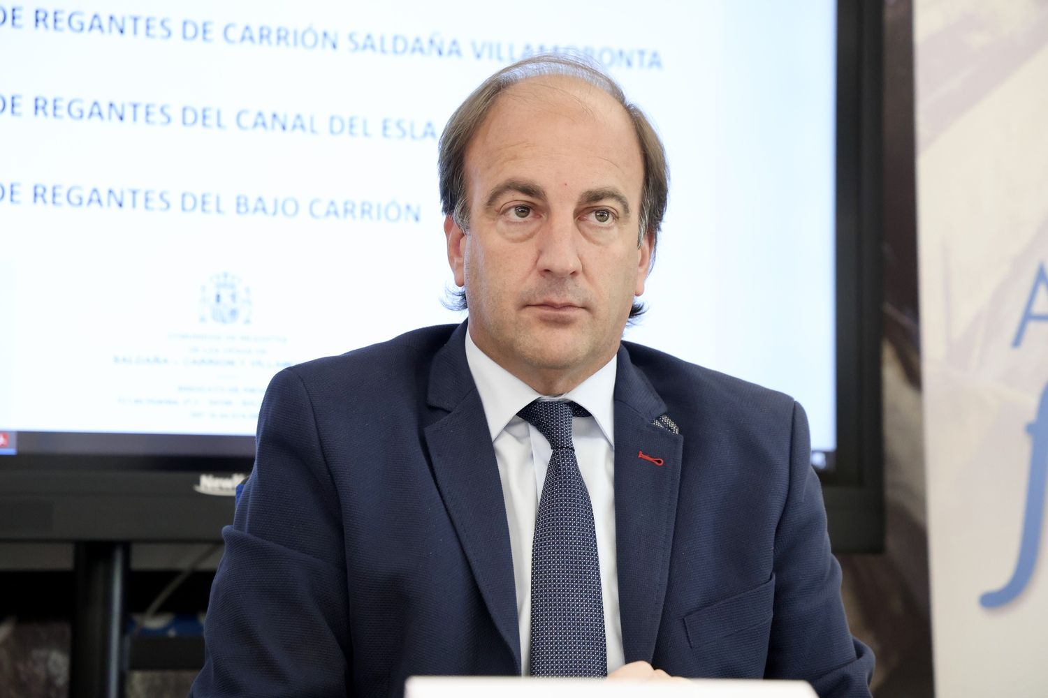 Firma de convenios entre Seiasa, la Junta y varias comunidades de regantes, entre ella la del Canal del Esla | Carlos S. Campillo / ICAL