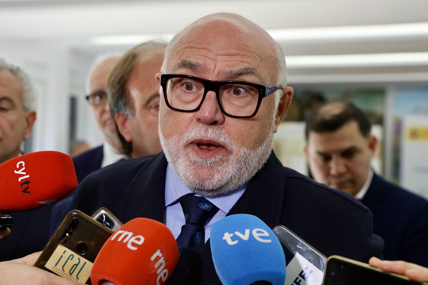 Firma de convenios entre Seiasa, la Junta y varias comunidades de regantes, entre ella la del Canal del Esla | Carlos S. Campillo / ICAL