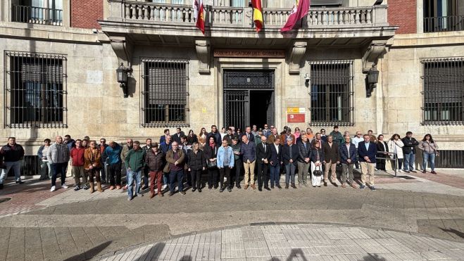 Héctor Alaiz tras el minuto de silencio por el accidente de Urda (Toledo): “Las familias deben sentir nuestro acompañamiento”