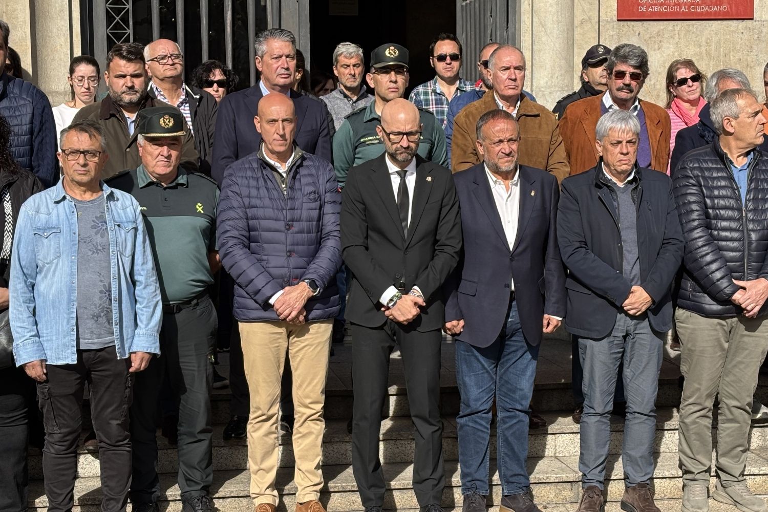 Minuto de silencio celebrado en la Subdelegación del Gobierno de León por el accidente de Urda (Toledo) Minuto de silencio celebrado en la Subdelegación del Gobierno de León por el accidente de Urda (Toledo)